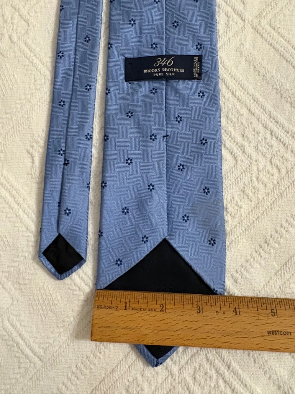 Brooks Brothers 346 Blue Basketweave Floral Geometric Pure Silk Tie